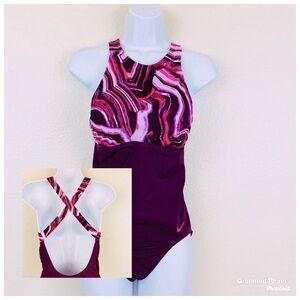 Nike Crossback One Piece Swimsuit Size M
